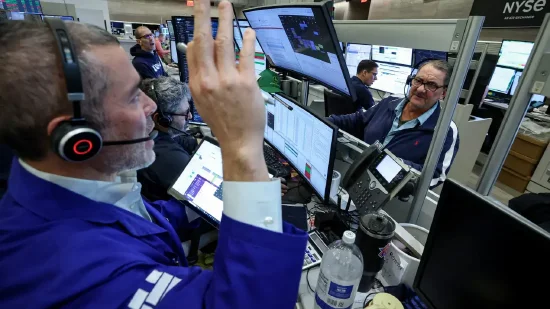 早盘：美股继续下滑 道指下跌逾700点